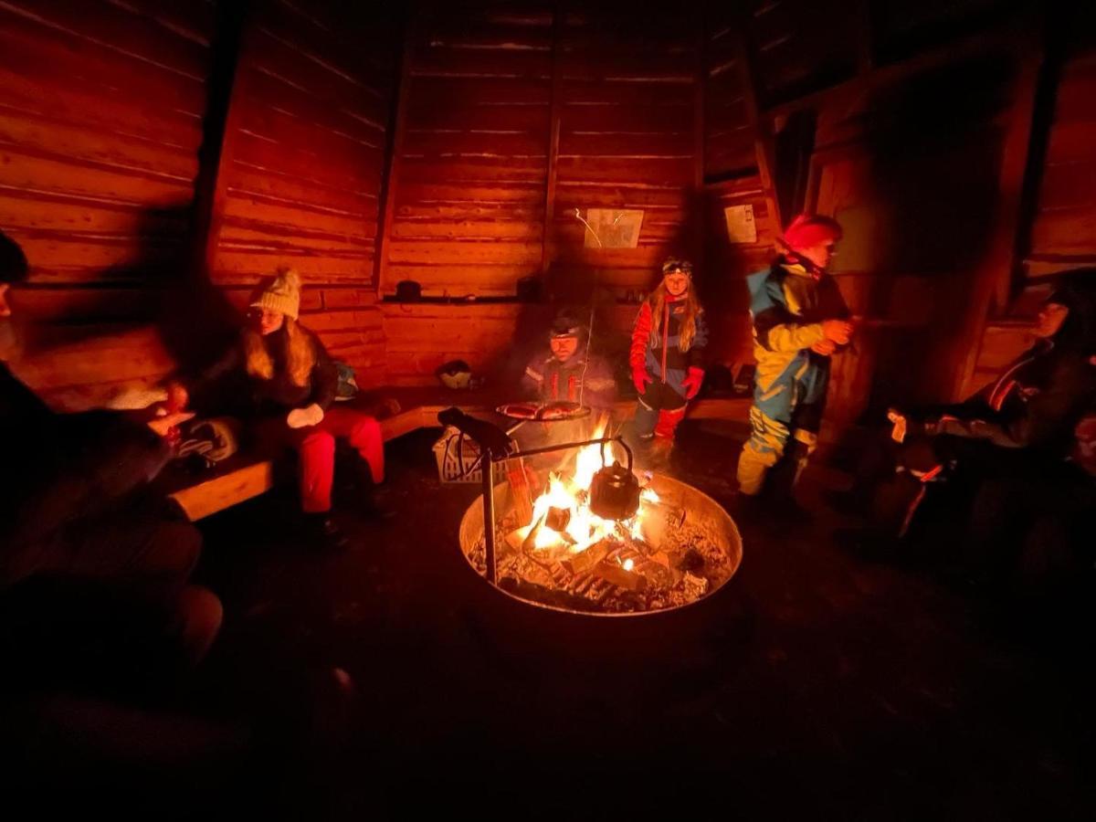 Villa Beautiful Rural Experience With Reindeer Tervola Exterior foto